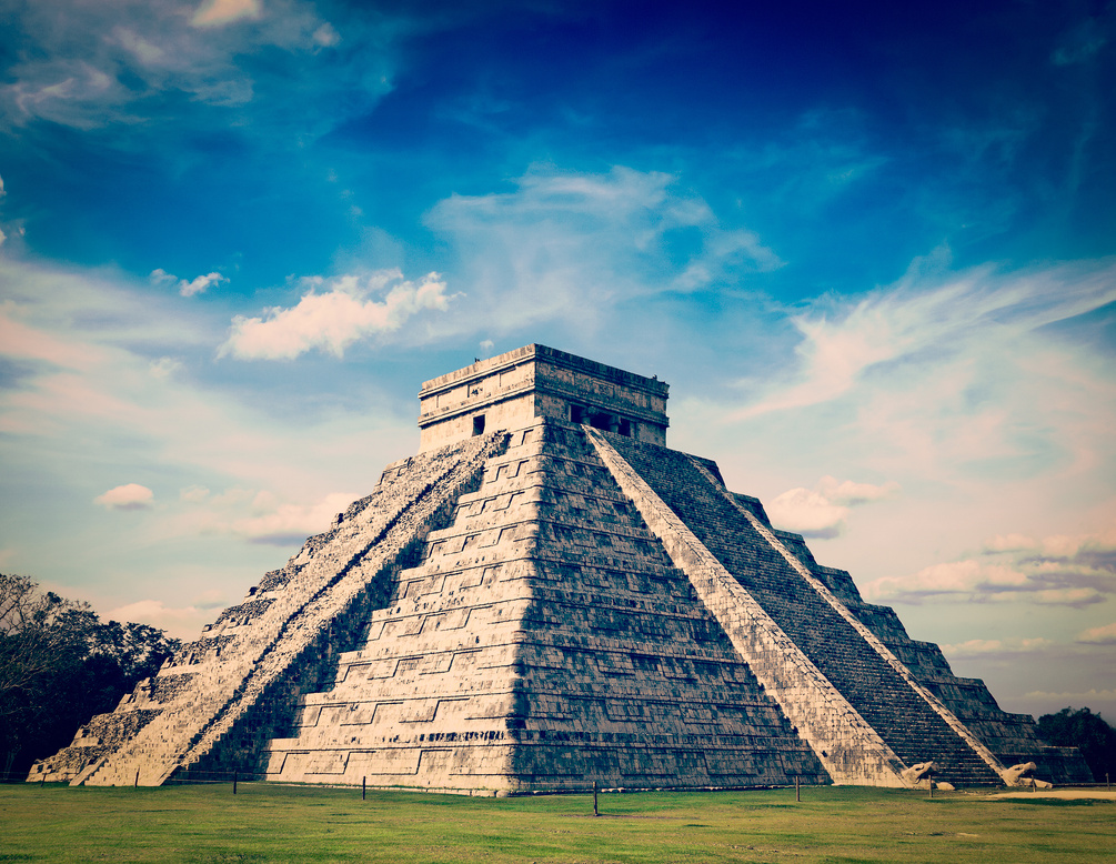 Mayan Pyramid in Chichen-Itza